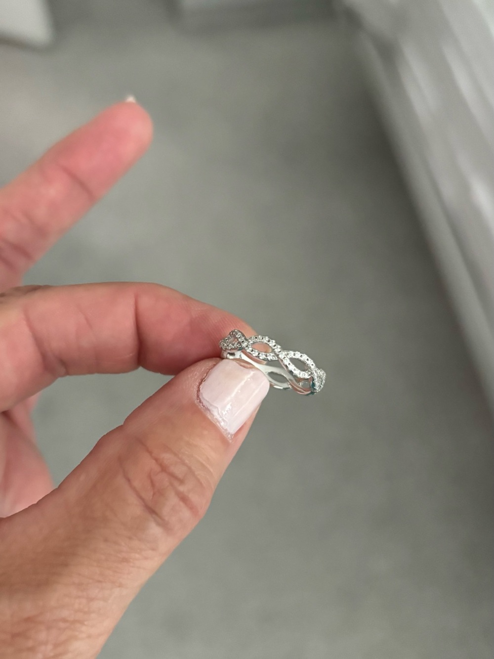 Sterling Silver CZ Twist Anniversary Wedding Band Ring -  SZ 4.5